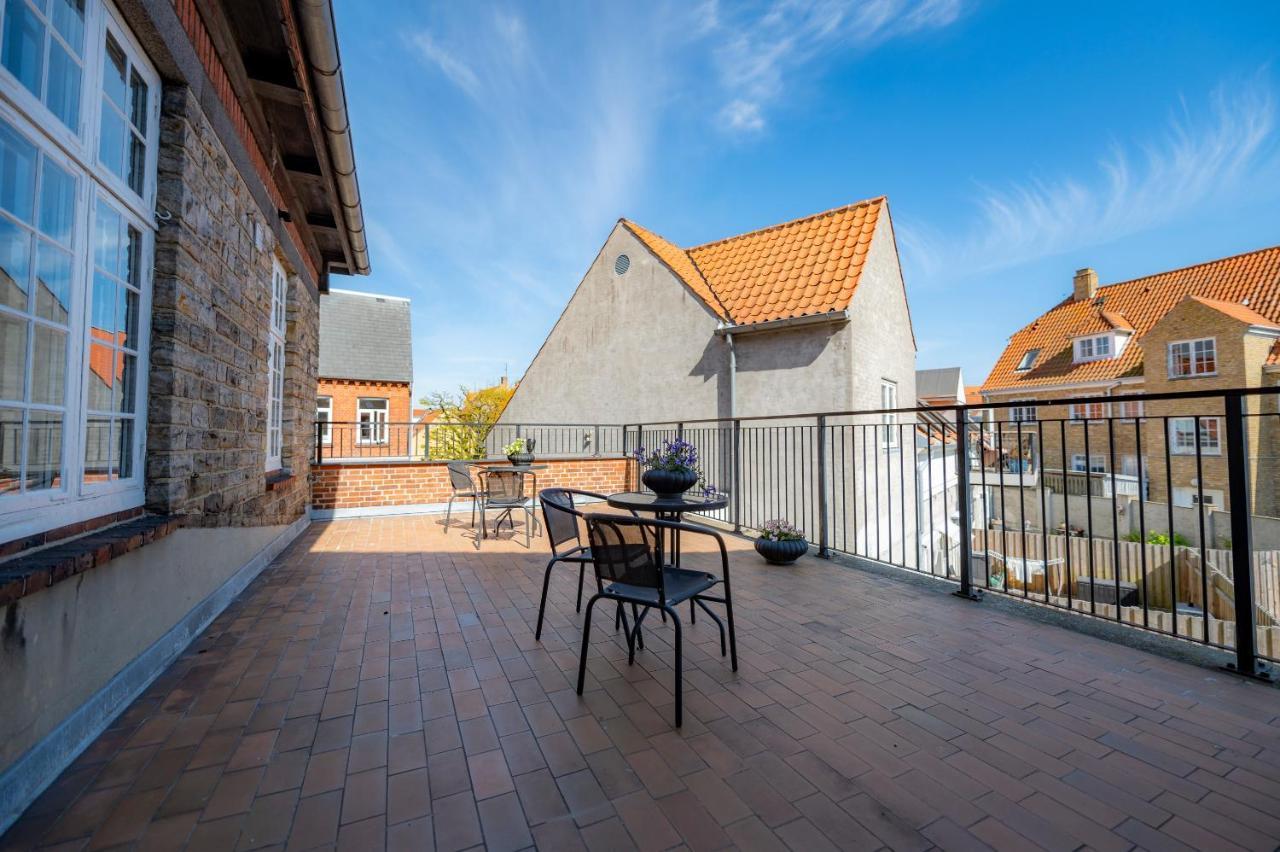 Det Gamle Posthus Hotel Rønne Buitenkant foto