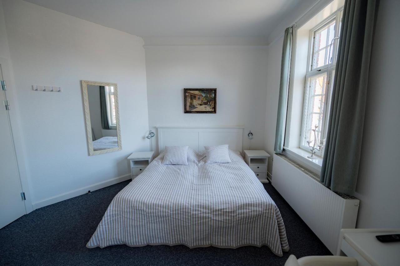 Det Gamle Posthus Hotel Rønne Buitenkant foto