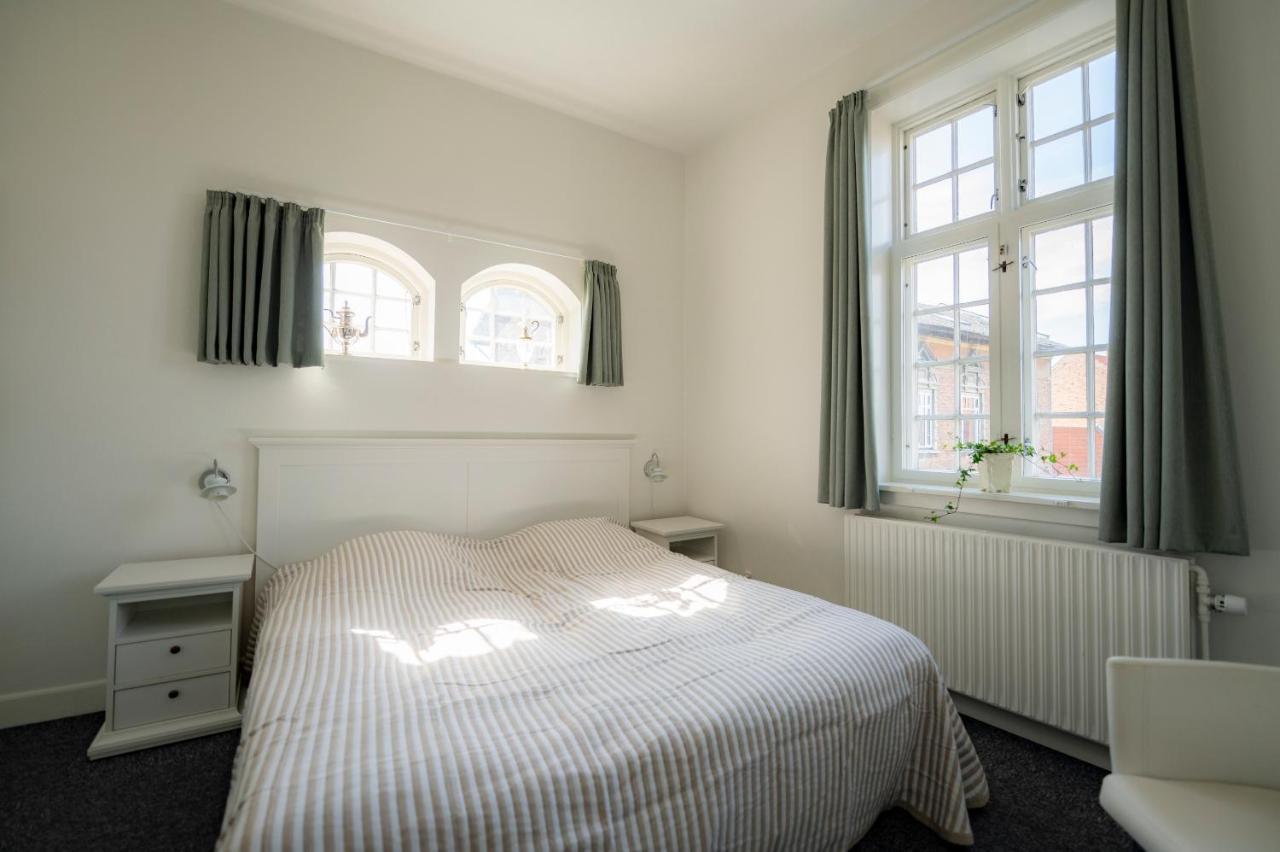 Det Gamle Posthus Hotel Rønne Buitenkant foto